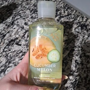 Bath & Body Works Cucumber Melon Body Wash - 10 Fl Oz